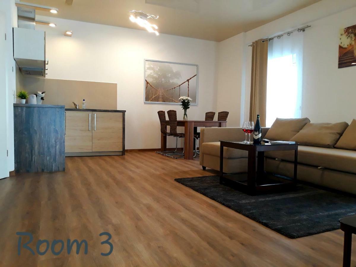 Modernes Apartment Metzingen Mittelstadt Luaran gambar